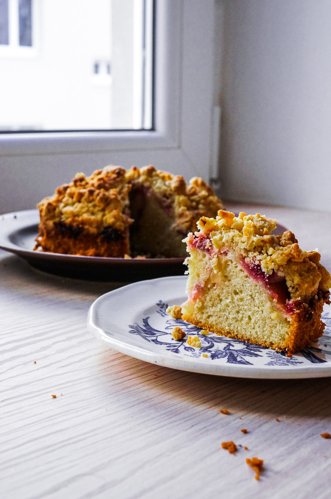 Apfel-Himbeer-Streuselkuchen